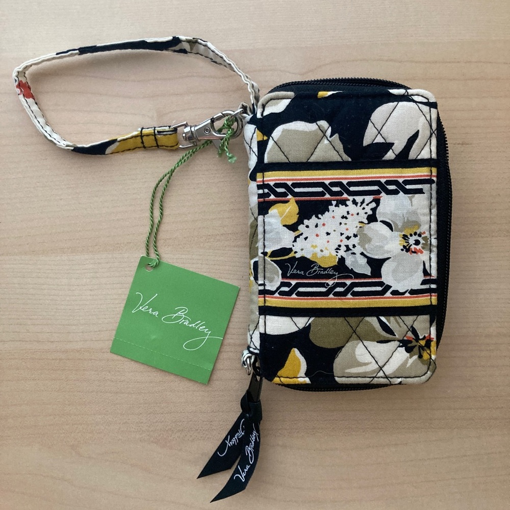 Vera Bradley Carry it All Wristlet in Dogwood - NWT